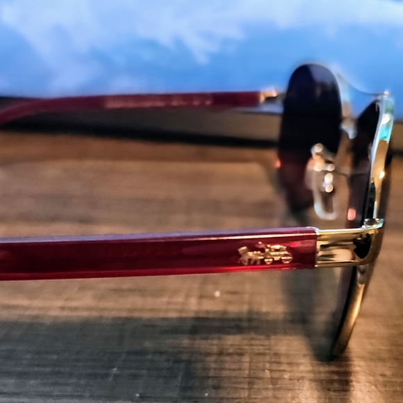 Coach Aviator Sunglasses with Black Case - Picture 2 of 3